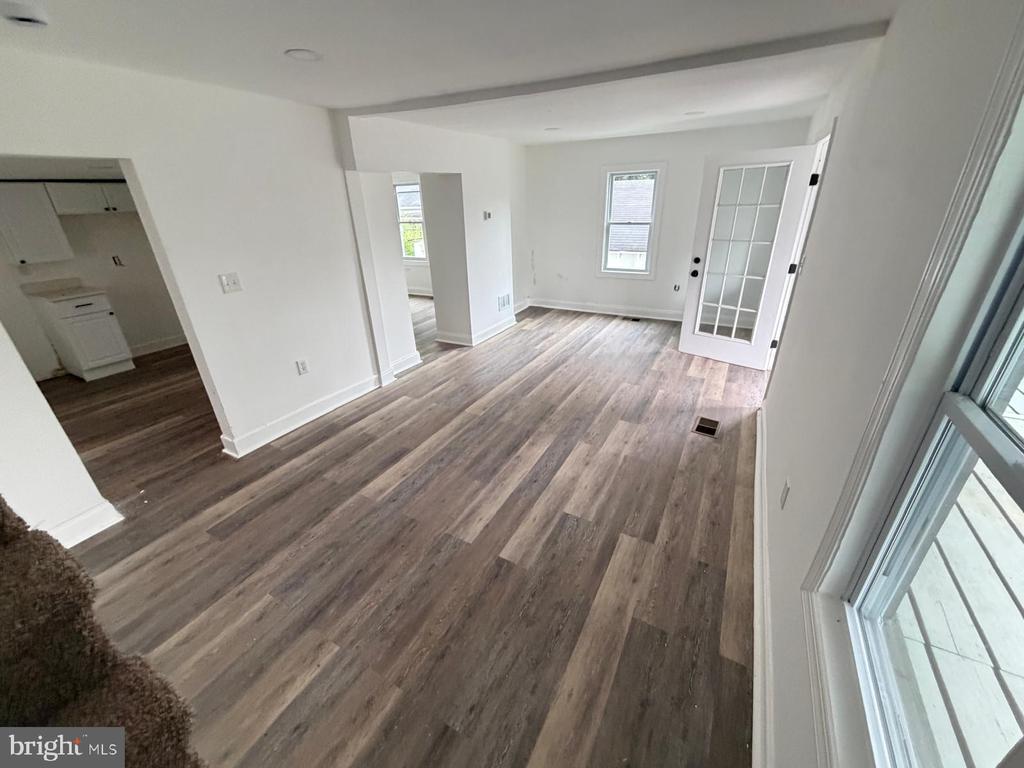 Residential in NEEDMORE 5
