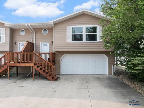 318 Summit St, Belle Fourche, SD, 57717-2255 | Card Image