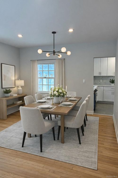 204 E Shore Rd, Great Neck, NY, 11023-2416 | Card Image