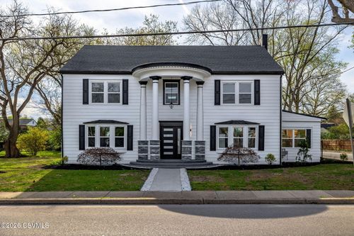 98 N Broad St, SELINSGROVE, PA, 17870-1506 | Card Image