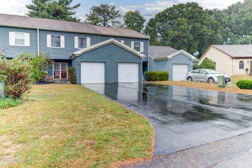 7104 Suzanne Ln, Schenectady, NY, 12303-5249 | Card Image