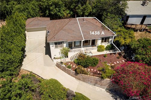 a-1438 Corona Dr, Glendale, CA, 91205 | Card Image