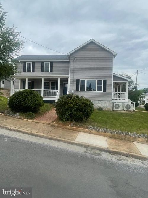3391 N Main St, TOMS BROOK, VA, 22660-1705 | Card Image
