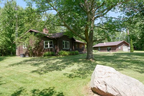 N2393 Larson Dr, Medford, WI, 54451-8134 | Card Image