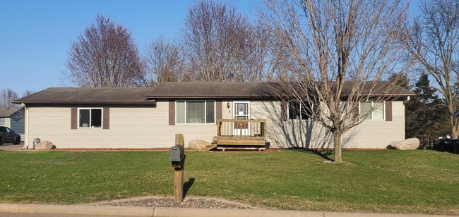 front yard | Image 26