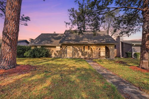 5209 Daytona Dr, Garland, TX, 75043-2814 | Card Image