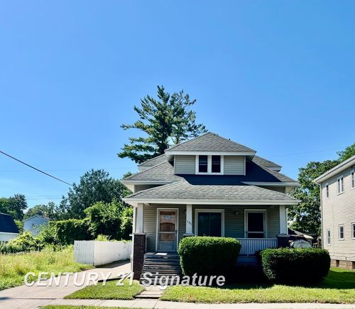 135 N Bates St, Saginaw, MI, 48602-4061 | Card Image