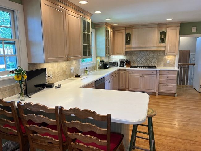 247 Ocean Ave, House other with 6 bedrooms, 5 bathrooms and 4 parking in Marblehead MA | Image 7