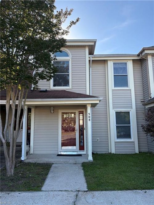 508 Long Pt, Chesapeake, VA, 23322-8324 | Card Image