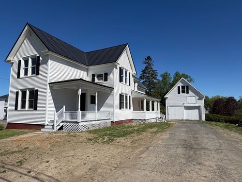7 Cleveland St, Houlton, ME, 04730-1508 | Card Image