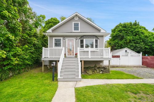 12 Harper Ave, Montrose, NY, 10548-1107 | Card Image