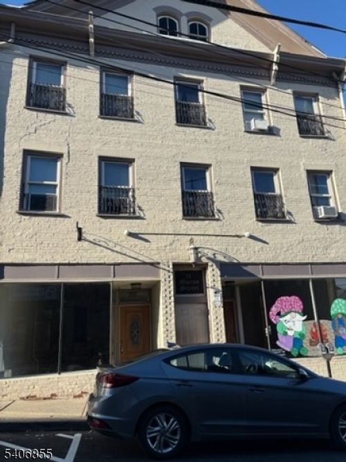 3-9 Moran St, Newton, NJ, 07860-1805 | Card Image