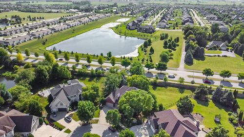 3919 Callander Ct, Naperville, IL, 60564-8306 | Card Image