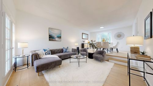 62 Bishop Cres, Markham, ON, L3P4N7 | Card Image