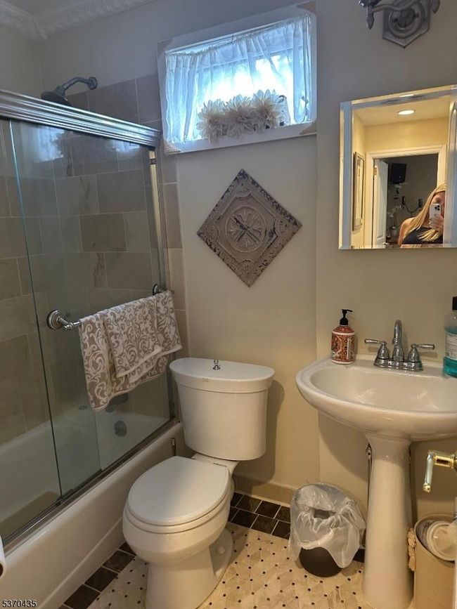 49 Devonshire Rd, House other with 3 bedrooms, 1 bathrooms and null parking in Cedar Grove NJ | Image 18