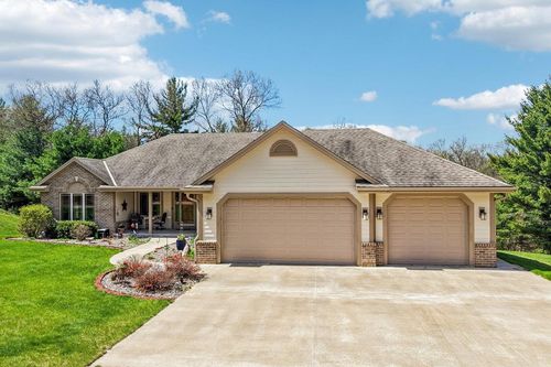 875 Fawn Ln, Grand Marsh, WI, 53936-9772 | Card Image