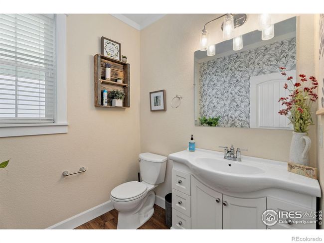 Half Bathroom | Image 15