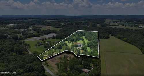 357 Doc Norton Rd, Walland, TN, 37886-2004 | Card Image