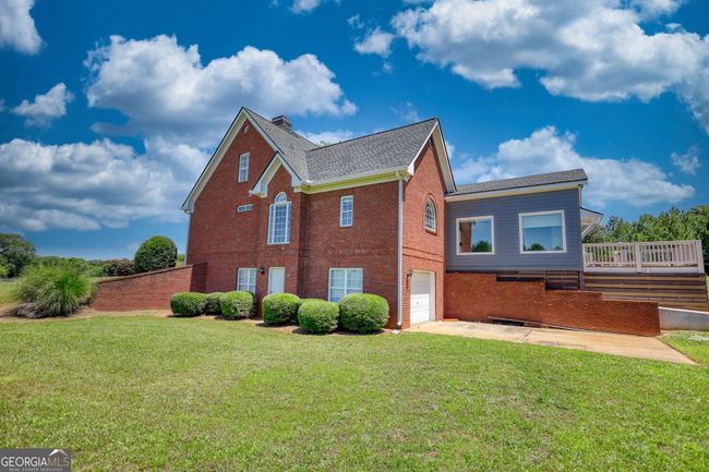 1030 Sweetbriar Trace, House other with 5 bedrooms, 3 bathrooms and null parking in Madison GA | Image 4