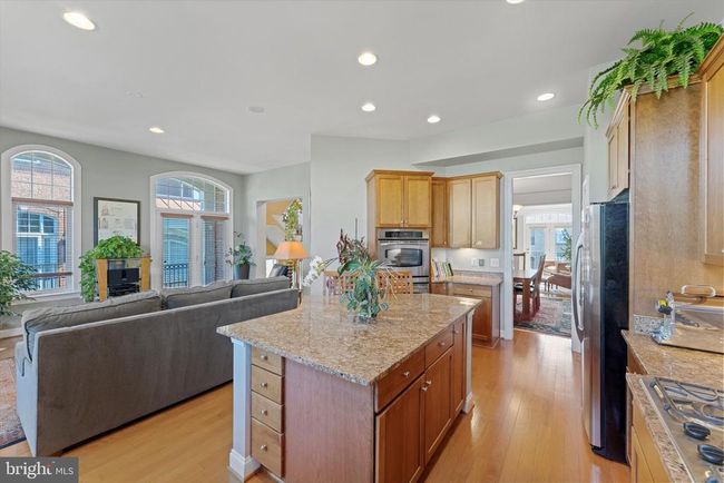 19070 Arroyo Ter, Townhouse with 4 bedrooms, 5 bathrooms and null parking in Lansdowne VA | Image 18