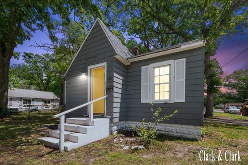 2044 Wood St, Muskegon Heights, MI, 49444-1153 | Card Image
