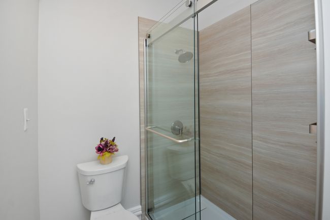 1005 Hovey Ave, House other with 3 bedrooms, 4 bathrooms and 11 parking in Normal IL | Image 63