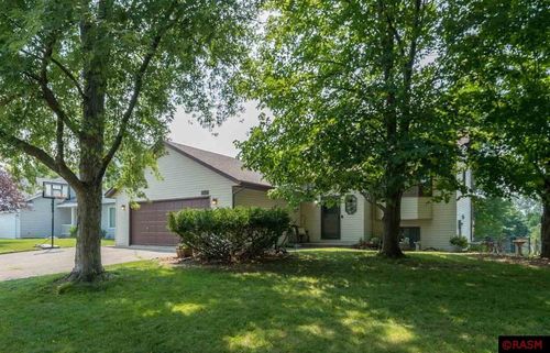 13832 York Ave S, Burnsville, MN, 55337-7710 | Card Image