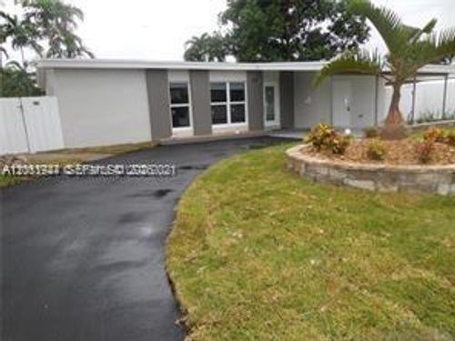 0-6540 W 11th Ave, Hialeah, FL, 33012-6430 | Card Image