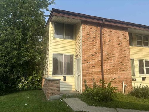 8950A N 95th Street, Milwaukee, WI, 53224 | Card Image