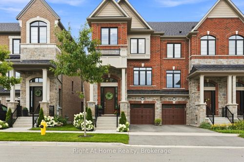 89 Elkington Cres, Whitby, ON, L1P0L7 | Card Image