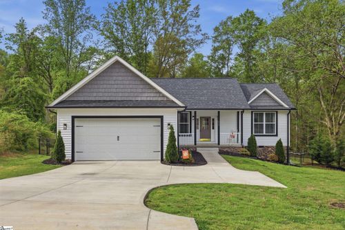 317 N Palmetto St, Liberty, SC, 29657-9140 | Card Image