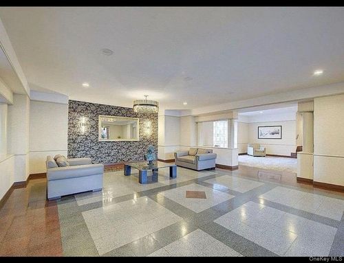 d5-6766 108th Street, New York, NY, 11375 | Card Image