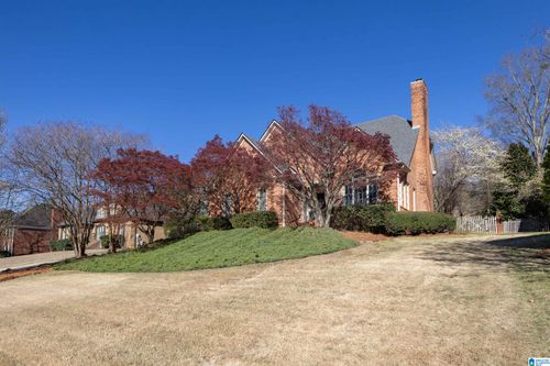 2424 Maury Dr, HOOVER, AL, 35242-4422 | Card Image