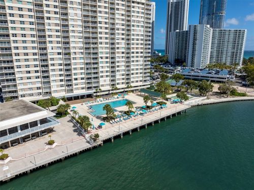 232-500 Bayview Dr, Sunny Isles Beach, FL, 33160-4780 | Card Image