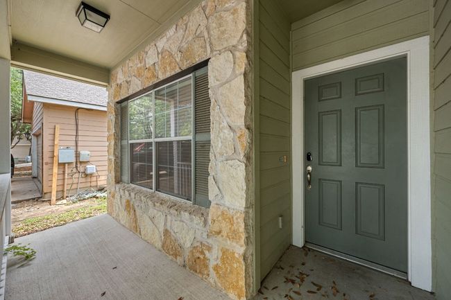 3809 Bronco Bend Loop, House other with 3 bedrooms, 2 bathrooms and 4 parking in Austin TX | Image 4