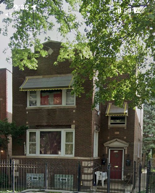 8039 S Ingleside Ave, Chicago, IL, 60619-4203 | Card Image