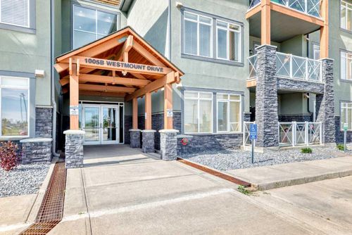 207-1005B Westmount Drive, Strathmore, AB, T1P0C3 | Card Image