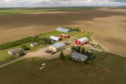 1-13402 Range Road 75, Rural Cypress County, AB, T0K1Z0 | Card Image