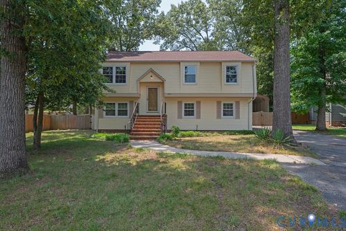 3804 Seasigh Ct, Chester, VA, 23831-7323 | Card Image