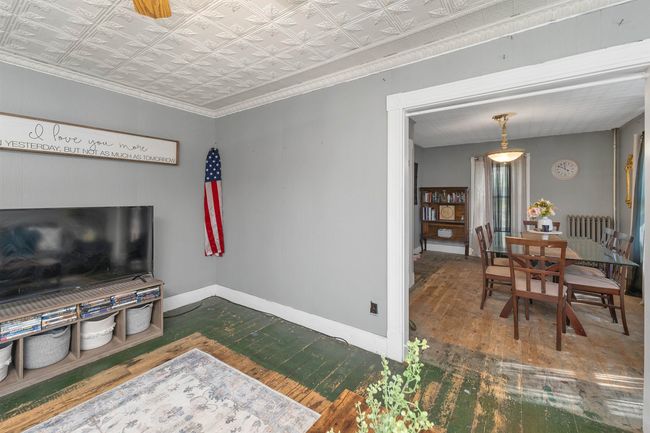 36 Dixon St, House other with 3 bedrooms, 1 bathrooms and null parking in Laconia NH | Image 5