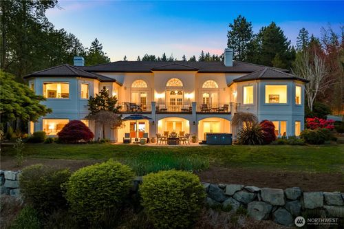 4145 Peregrine Point Way Se, Sammamish, WA, 98075-6266 | Card Image