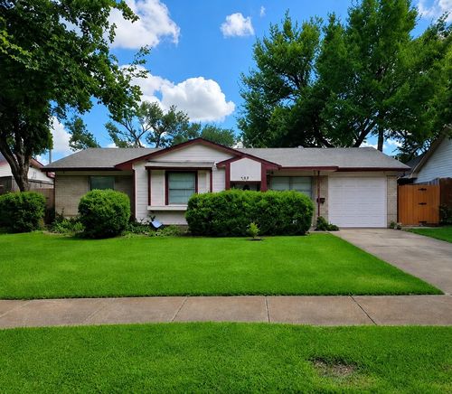 702 Milky Way, Garland, TX, 75040-5185 | Card Image