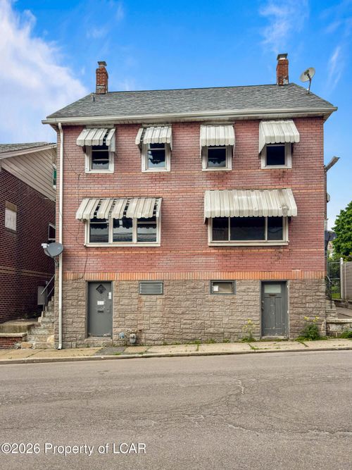427 E 5th St, Hazleton, PA, 18201-4536 | Card Image