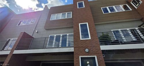 5703 Bridge Ave, Cleveland, OH, 44102-3248 | Card Image