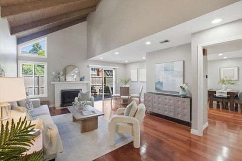 22835 Poplar Grove Sq, Cupertino, CA, 95014 | Card Image