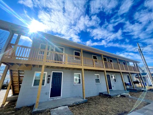 201-402 Gunn St, Lexington, KY, 40508-2110 | Card Image