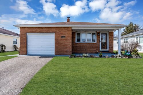 25 Spanish Wells St, Toms River, NJ, 08757-3716 | Card Image