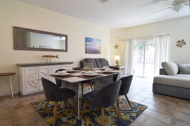 Formal dining area | Image 6