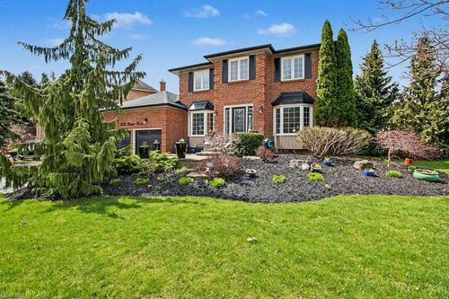 2324 Homer Drive, Burlington, ON, L7P4V4 | Card Image