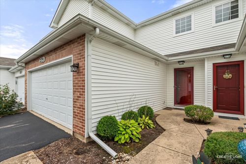 b-275 Capitol Dr, Sugar Grove, IL, 60554-9117 | Card Image